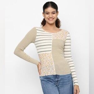American Eagle Mixed Pattern Long Sleeve Small